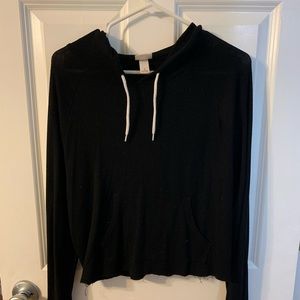 Cropped black thin hoodie